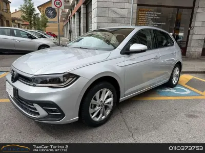 Usata VW Polo Style 95 CV (69 kW) 2023 Argento Utilitaria