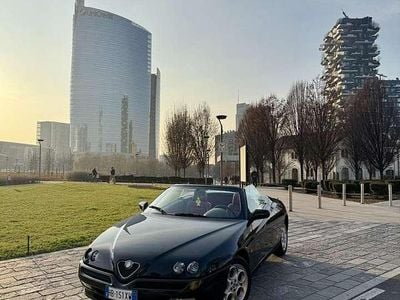 Usata Alfa Romeo Spider Lusso 150 CV (110 kW) 1997 Other Cabrio