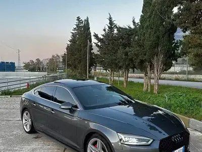 Usata Audi A5 S-Line 190 CV (139 kW) 2022 Grigio Coupé