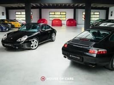 Porsche 911 Carrera 4