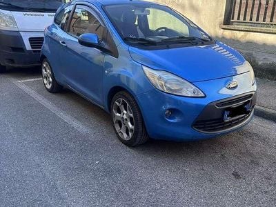 Usata Ford Ka 69 CV (50 kW) 2012 Blu Utilitaria