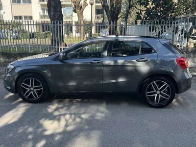 Mercedes GLA200