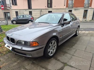 Usata BMW 520 150 CV (110 kW) 1999 Grigio Berlina