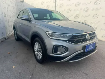 Usata VW T-Roc Style 110 CV (80 kW) 2023 Argento SUV