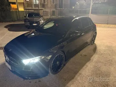 Usata Mercedes A180 Premium 116 CV (85 kW) 2019 Nero Berlina