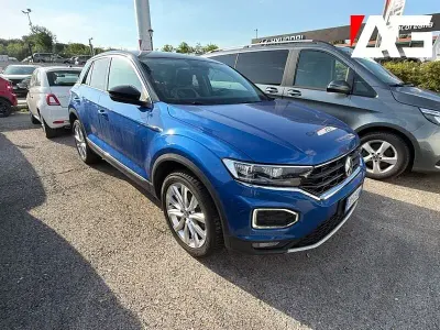 Usata VW T-Roc Advance 150 CV (110 kW) 2020 Blu/azzurro SUV