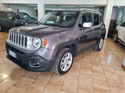 Usata Jeep Renegade Limited 140 CV (102 kW) 2016 Grigio SUV