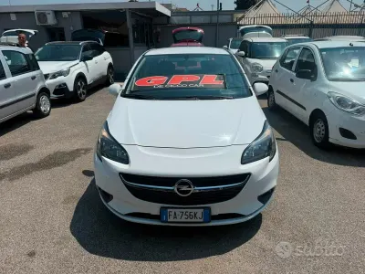 Usata Opel Corsa 90 CV (66 kW) 2015 Bianco Utilitaria
