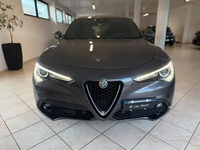 Gebraucht Alfa Romeo Stelvio Business 190 PS (139 kW) 2022 Grau SUV
