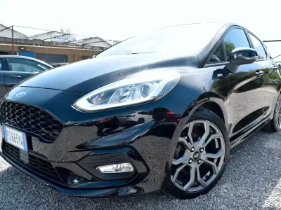 Usata Ford Fiesta ST-Line 86 CV (63 kW) 2018 Nero Utilitaria
