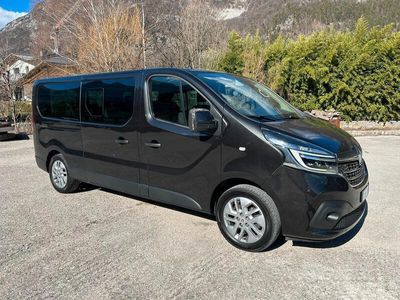 usata Renault Trafic 8 posti GANCIO TRAINO doppia porta 2.0 150cv