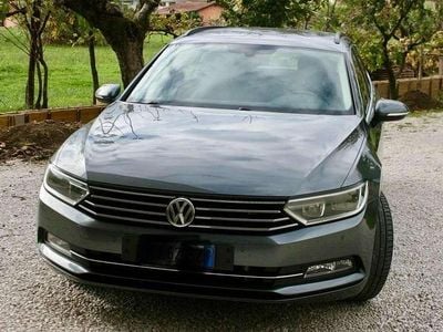 Usata VW Passat Business 150 CV (110 kW) 2016 Grigio Station wagon