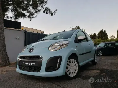 Usado Citroën C1 68 CV (50 kW) 2012 Azul Utilitario