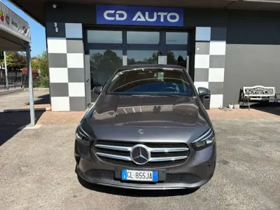 Usata Mercedes B180 Executive 116 CV (85 kW) 2022 Grigio Utilitaria