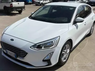 Usata Ford Focus 101 CV (74 kW) 2018 Bianco Berlina