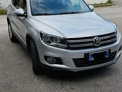 Usata VW Tiguan 110 CV (80 kW) 2014 Grigio SUV