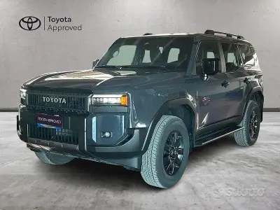 Usata Toyota Land Cruiser 205 CV (150 kW) 2024 Grigio SUV
