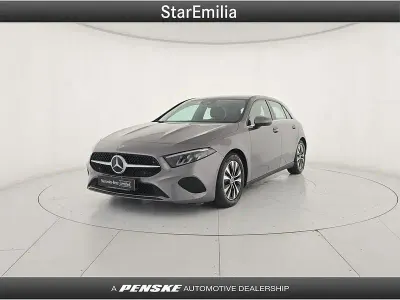 Usata Mercedes A180 Advanced 116 CV (85 kW) 2025 Grigio Utilitaria