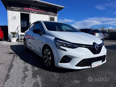 Usata Renault Clio V Evolution 101 CV (74 kW) 2023 Bianco Berlina