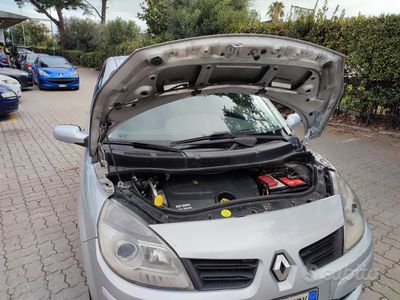 usata Renault Scénic II 1.9dCi