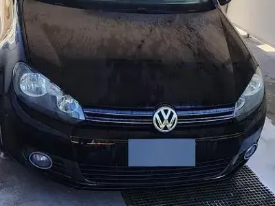 Usata VW Golf VI Highline 105 CV (77 kW) 2010 Nero Utilitaria