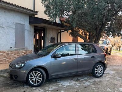 Begagnad VW Golf VI 105 HK (77 kW) 2009 Grå Halvkombi