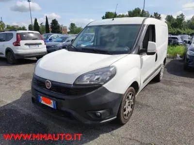 Usata Fiat Doblò 120 CV (88 kW) 2019 Bianco Monovolume