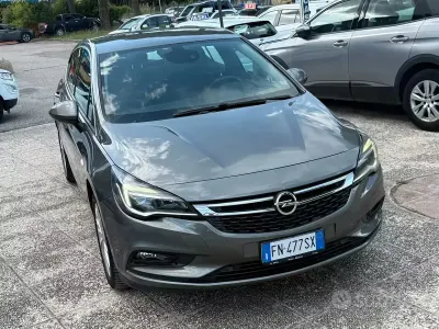 Usata Opel Astra 110 CV (80 kW) 2018 Grigio Berlina