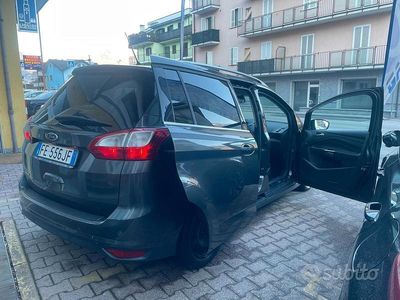 Usata Ford C-MAX Business Edition 120 CV (88 kW) 2016 Grigio Monovolume