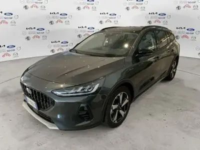 Usata Ford Focus Active 125 CV (91 kW) 2023 Magnetic grey Station wagon
