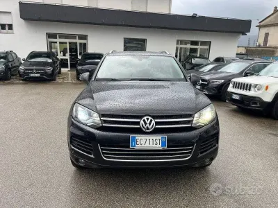 Usata VW Touareg 239 CV (175 kW) 2010 Nero SUV