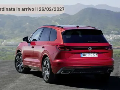 Nuova VW Touareg Edition 231 CV (169 kW) 2025 Argento SUV