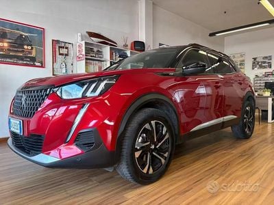 Gebraucht Peugeot 2008 GT 131 PS (96 kW) 2023 Rot SUV
