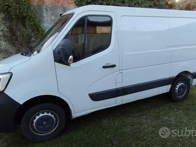 Usata Renault Master T28 135 CV (99 kW) 2020 Bianco Monovolume