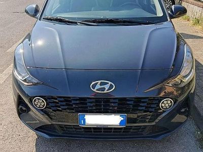 Occasion Hyundai i10 69 ch (50 kW) 2023 Gris Citadine