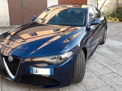 Usata Alfa Romeo Giulia Super 180 CV (132 kW) 2017 Blu Berlina