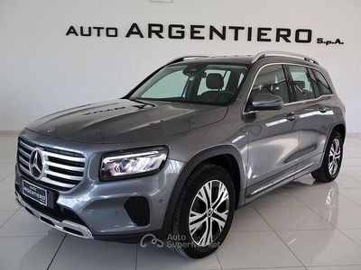 Usata Mercedes GLB180 Advanced 116 CV (85 kW) 2025 Grigio montagna met SUV