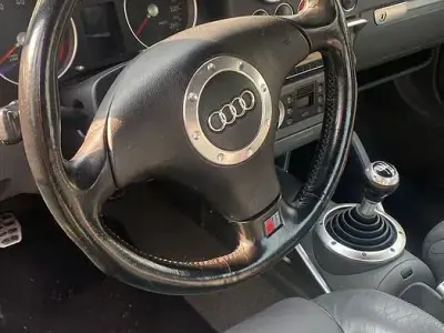 Usata Audi TT 225 CV (165 kW) 2002 Grigio Coupé