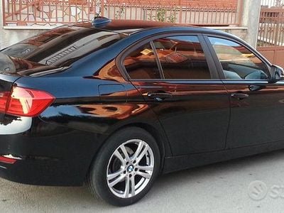 Usata BMW 320 184 CV (135 kW) 2013 Nero Berlina
