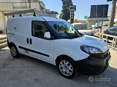 Usata Fiat Doblò 120 CV (88 kW) 2019 Bianco Monovolume