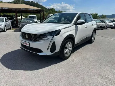 Usata Peugeot 3008 Allure 131 CV (96 kW) 2021 Bianco SUV
