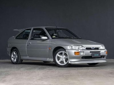 Usata Ford Escort RS 227 CV (166 kW) 1994 Argento Berlina