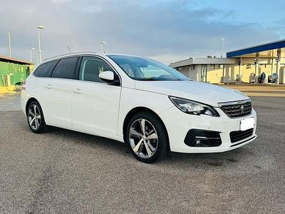 Bianco Usata 2018 Peugeot 308 SW Allure Station wagon | 9200 € (Buon prezzo)