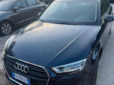 Usata Audi A3 150 CV (110 kW) 2018 Blu Berlina