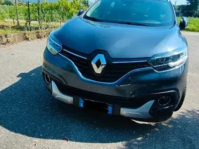 Usata Renault Kadjar 110 CV (80 kW) 2018 Blu SUV