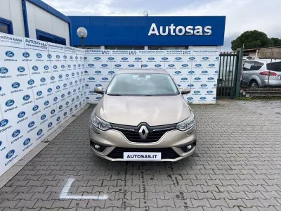 Usata Renault Mégane IV Zen 110 CV (80 kW) 2017 Berlina