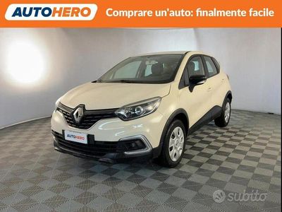 Occasion Renault Captur Life 90 ch (66 kW) 2018 Beige SUV