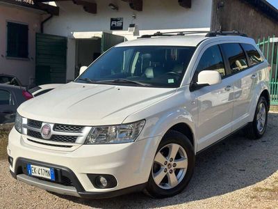 Usata Fiat Freemont Urban 140 CV (102 kW) 2011 Grigio SUV