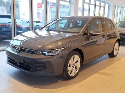 Nuova VW Golf VIII Life 116 CV (85 kW) 2026 Dolphin grey metallizzato Berlina