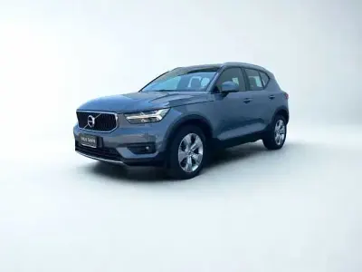Usata Volvo XC40 Momentum 163 CV (119 kW) 2020 Grigio SUV